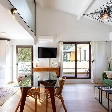 #11 Alex Terrace Parking Ac 2 Bdr 5mins To Sea Saint-Jean-Cap-Ferrat